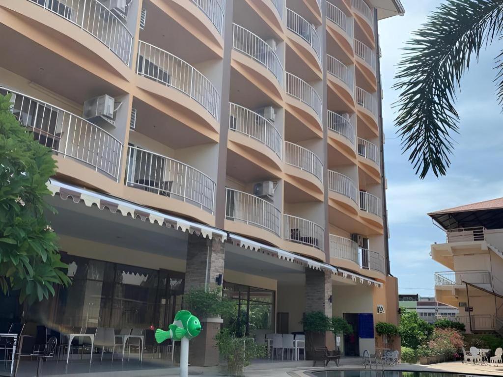 Siam Platinum Pattaya Hotel Exterior photo