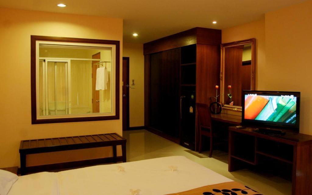 Siam Platinum Pattaya Hotel Exterior photo